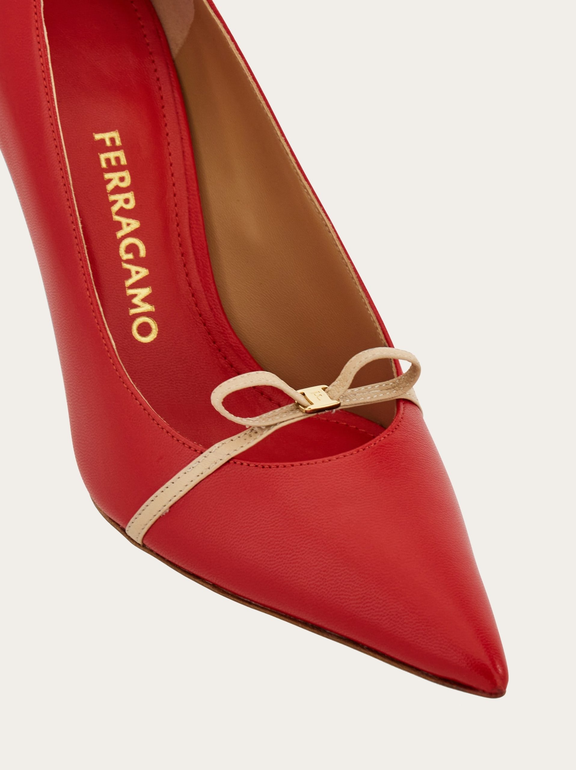 Ferragamo Mini bow pump - Image 2
